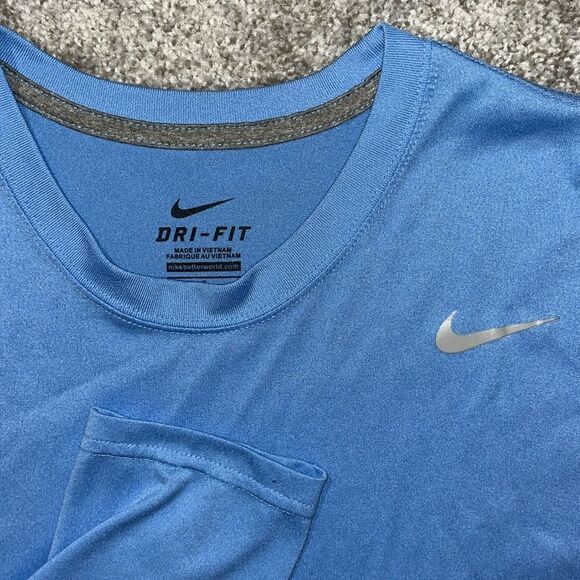 Mens Nike Dri-Fit UNC North Carolina Sky Blue LS T-shirt L work out gym - Picture 2 of 2